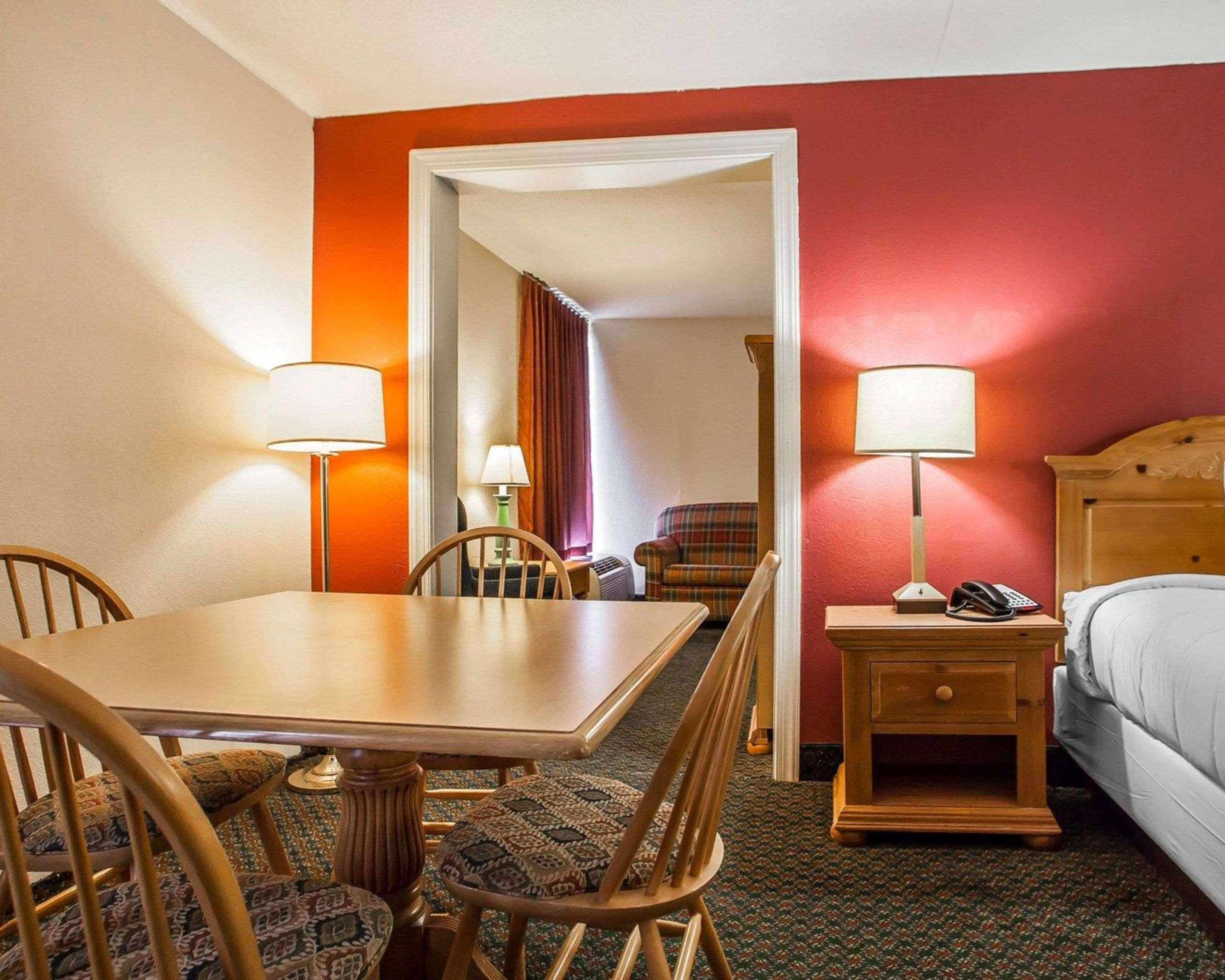 Comfort Inn & Suites Wyomissing-Reading Exterior foto