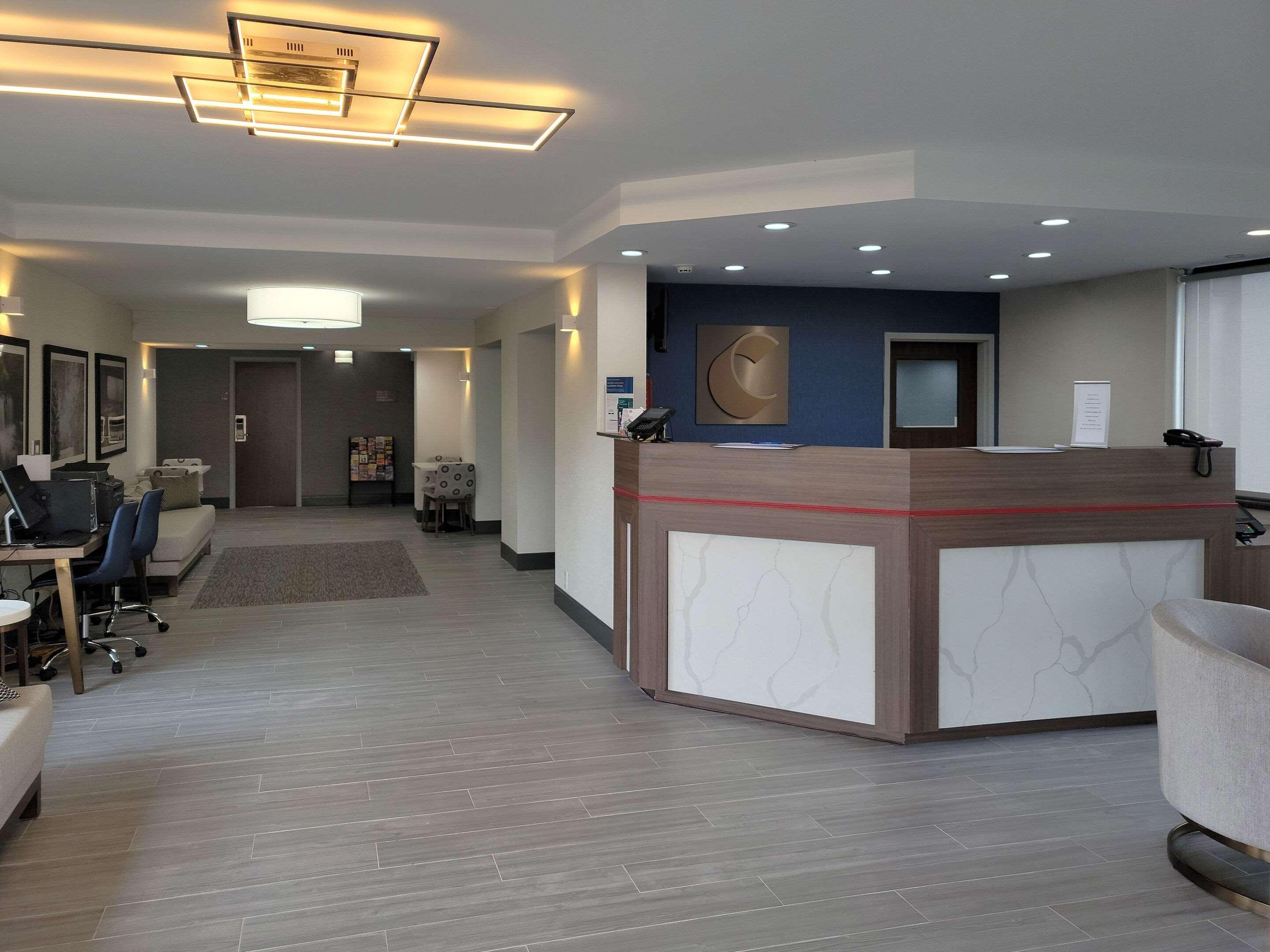 Comfort Inn & Suites Wyomissing-Reading Exterior foto